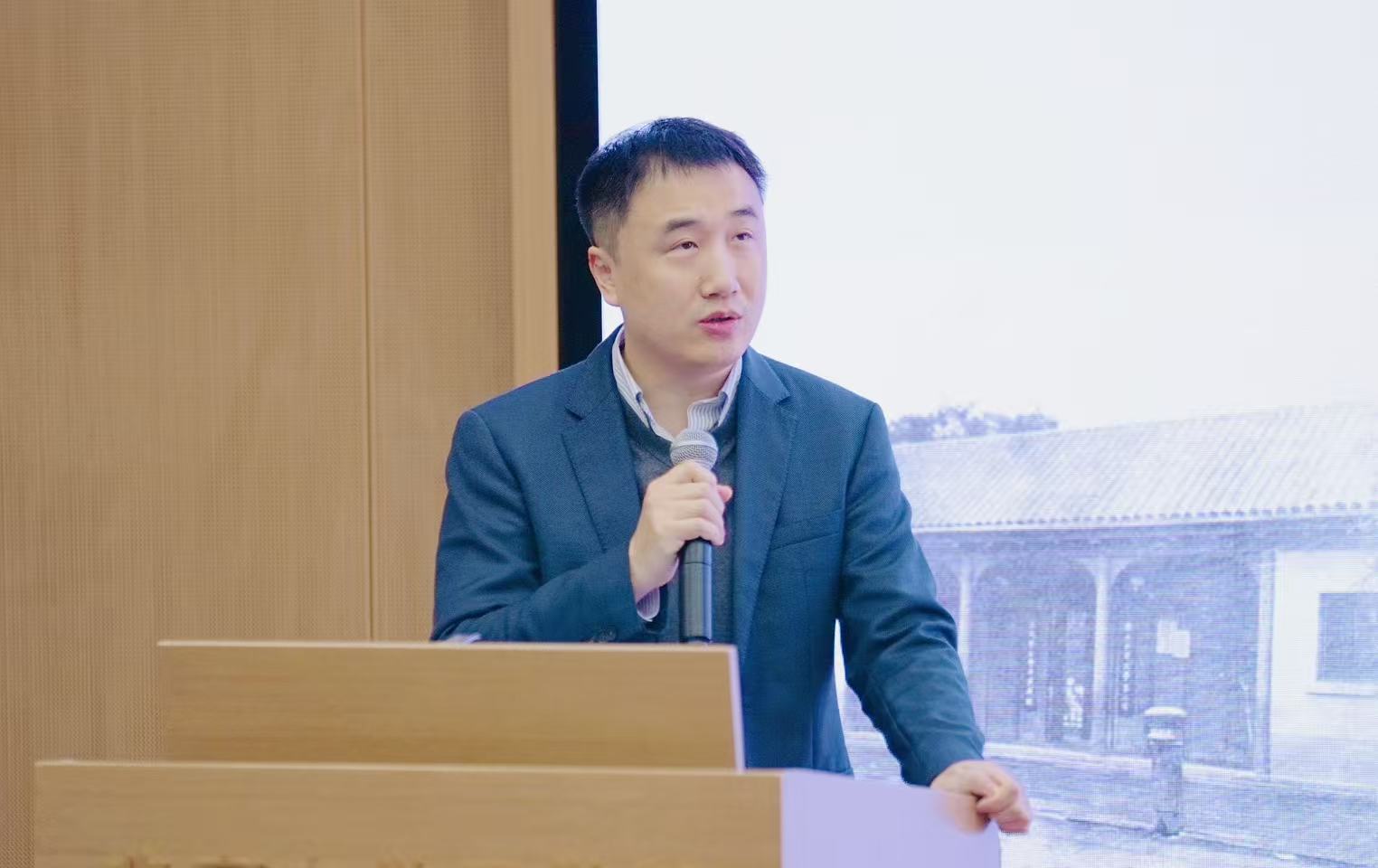 微信图片_20251201142956_1393_10.jpg